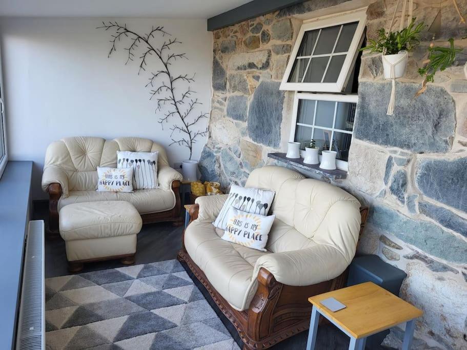 Villa Amazing Coastal & Sunset Views In Eryri Llanllyfni Exterior foto