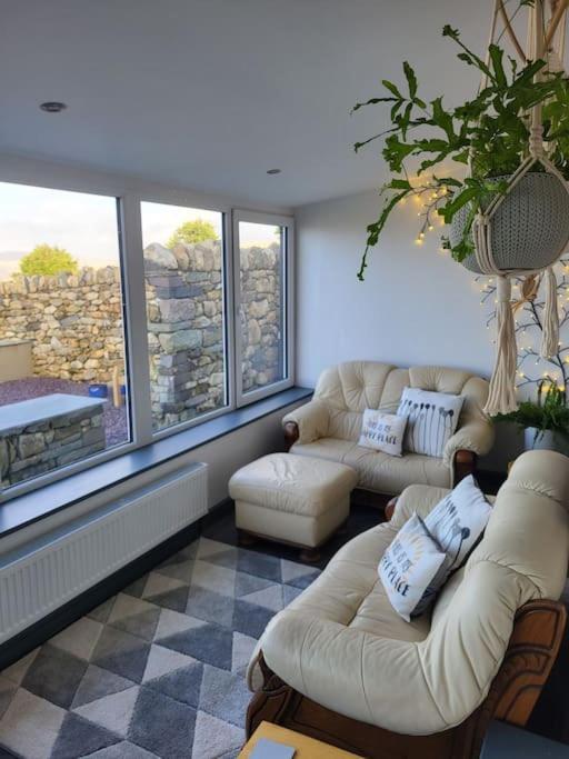 Villa Amazing Coastal & Sunset Views In Eryri Llanllyfni Exterior foto
