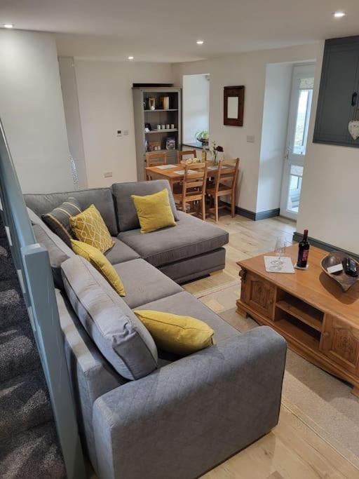 Villa Amazing Coastal & Sunset Views In Eryri Llanllyfni Exterior foto